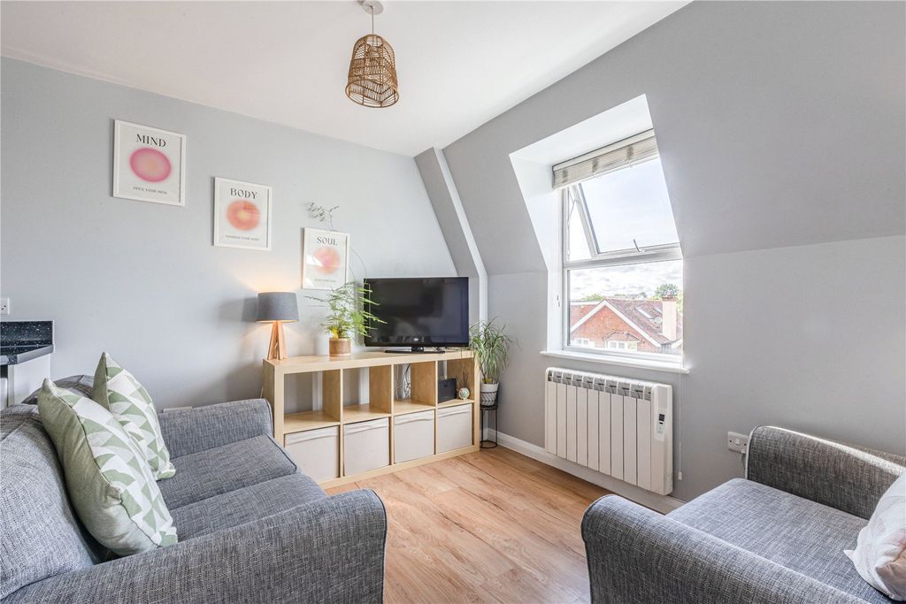 Property photo 2 of 11 Picture No. 06