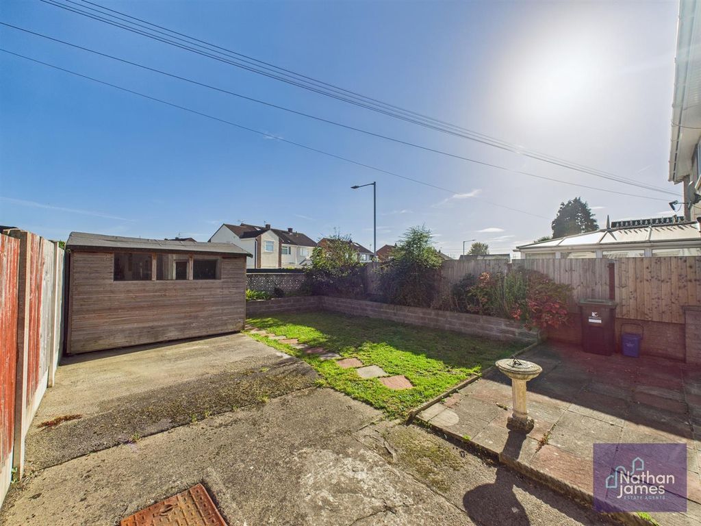 Property photo 3 of 23