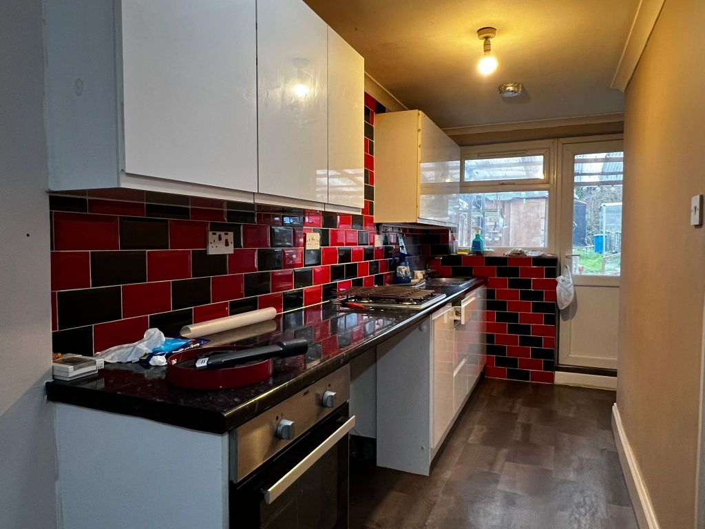 Property photo 1 of 8