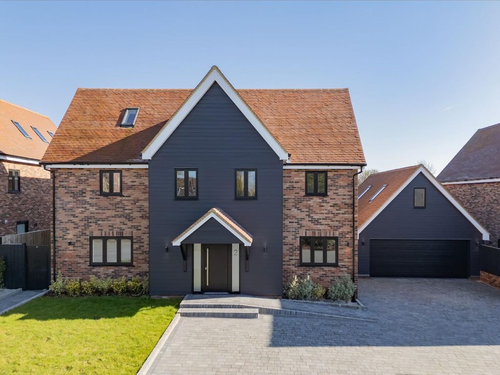 Property photo 1 of 23