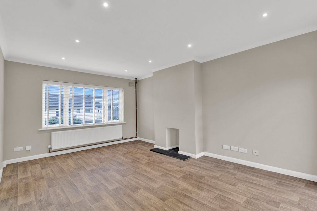 Property photo 3 of 9 Picture No. 03