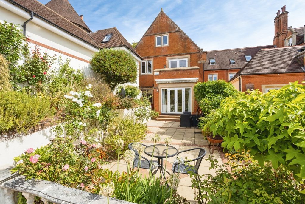 Property photo 1 of 25 Pbox-Img.Jpg