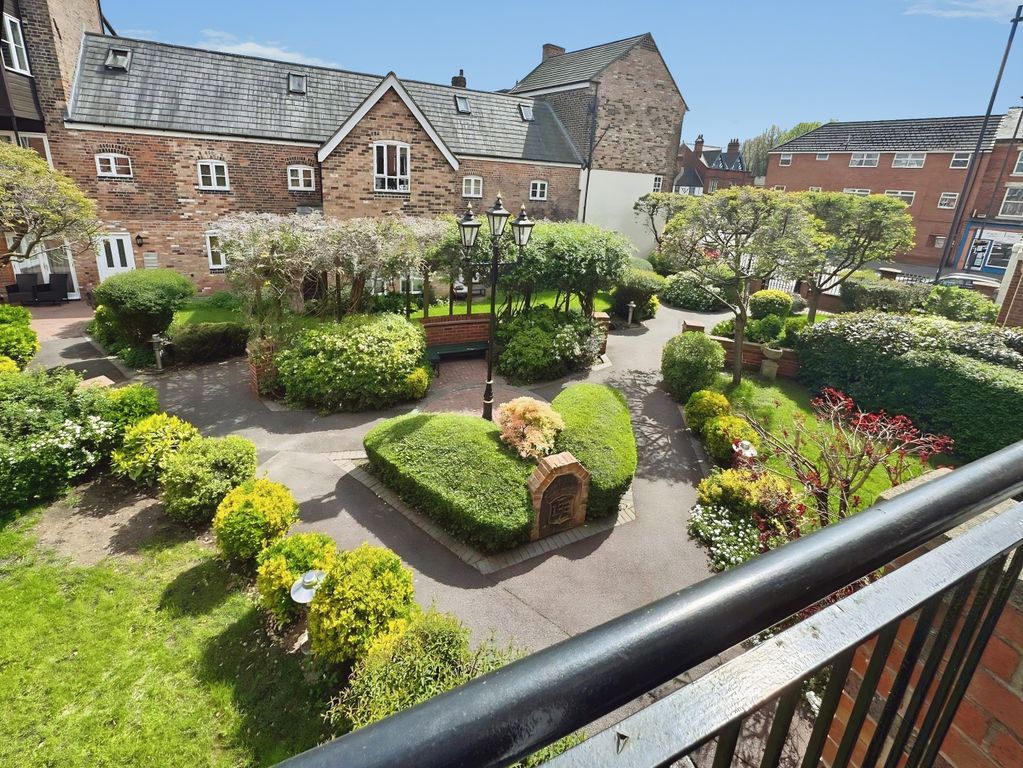 Property photo 1 of 10 07A7d05F-B94B2E03-8c21-490E-Ac4F-237c659Db871