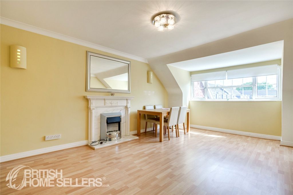 Property photo 2 of 17 Picture No. 19