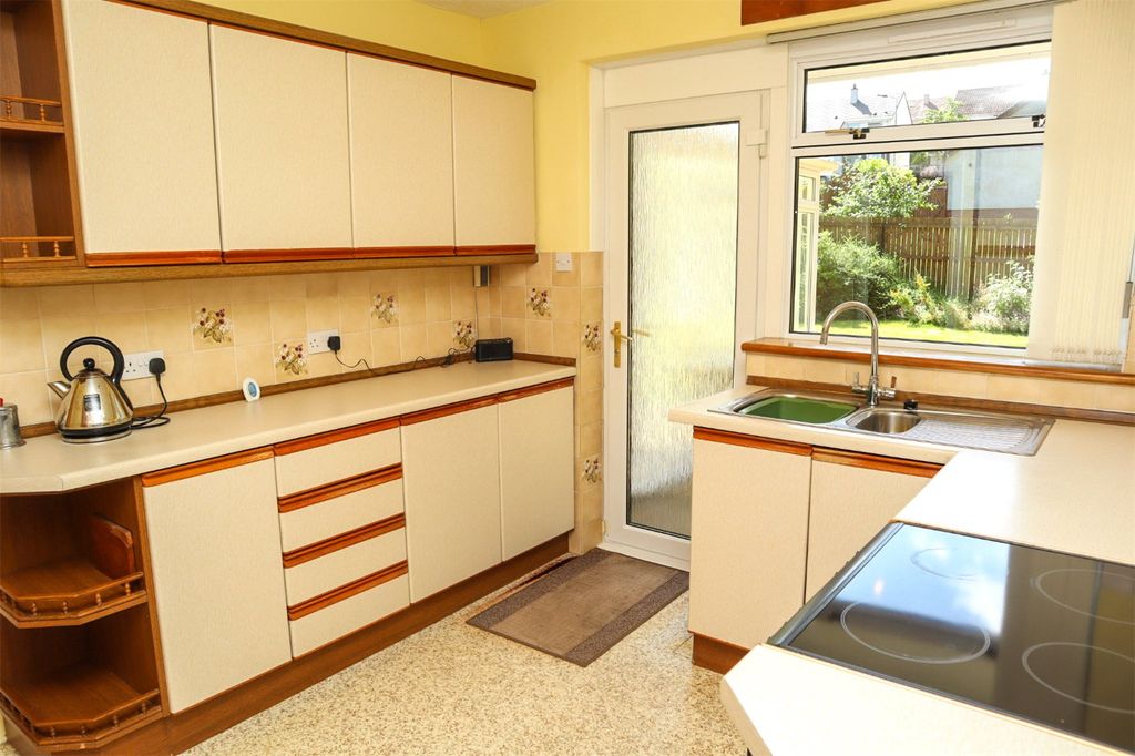 Property photo 2 of 22 Kitchen