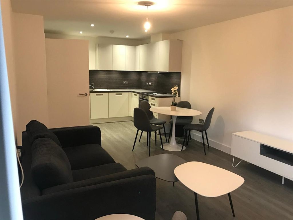 Property photo 1 of 11 03B41769-15A5-4d0B-A65F-997Ff0F9F589.Jpg