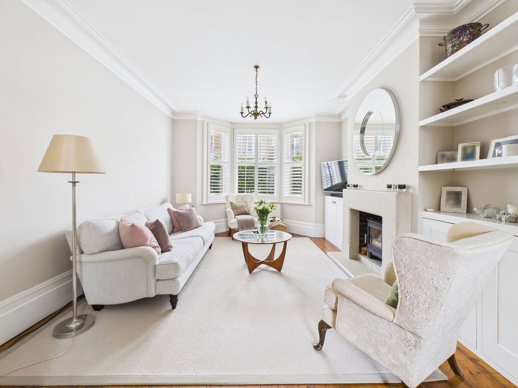 Property photo 3 of 22