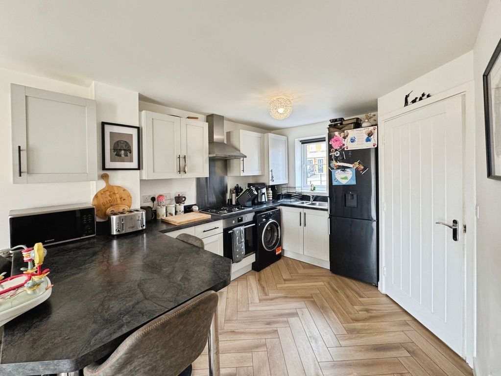 Property photo 2 of 17 Photo 14