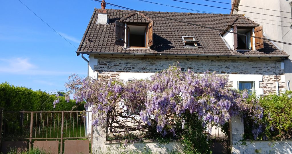 Property photo 1 of 17