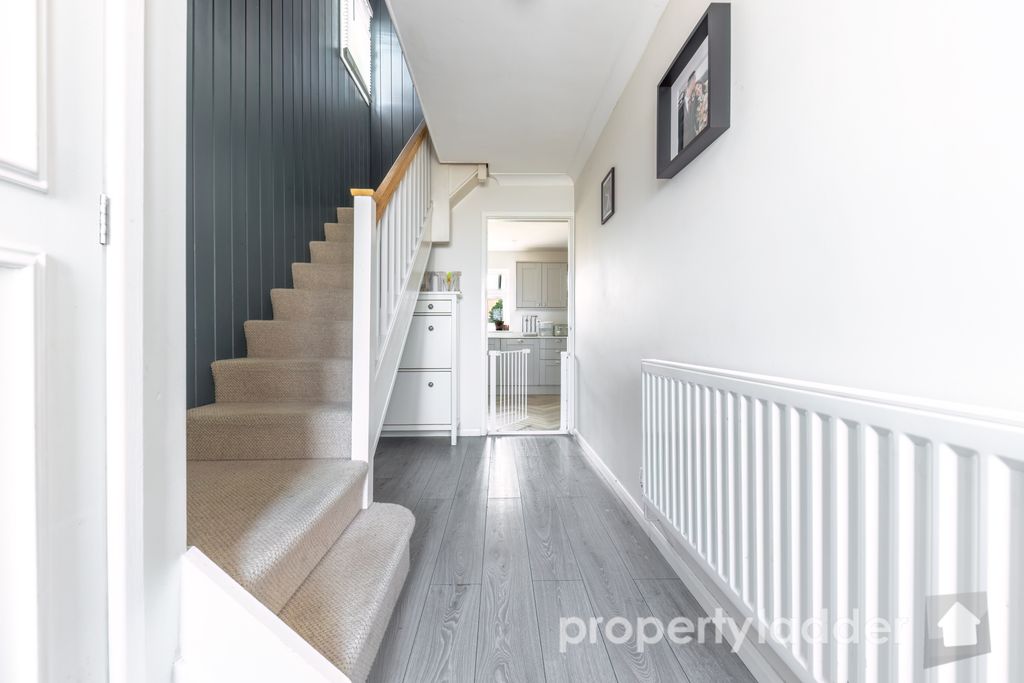 Property photo 2 of 19 Pl -2