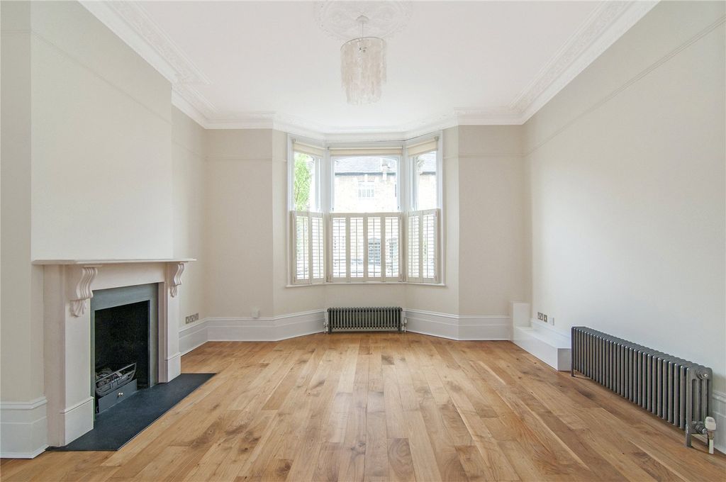 Property photo 2 of 16 Reception Room