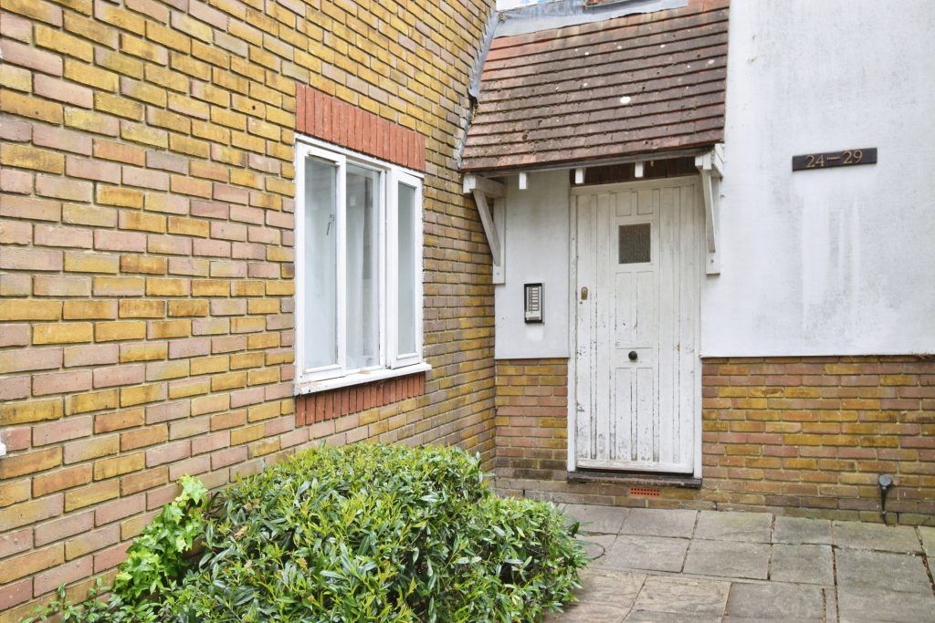 Property photo 3 of 14