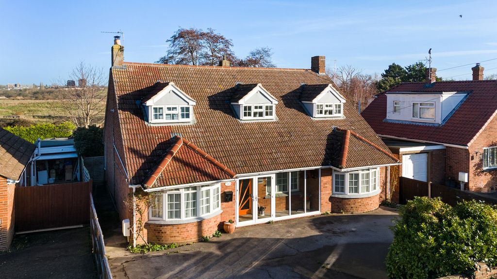 Property photo 1 of 30