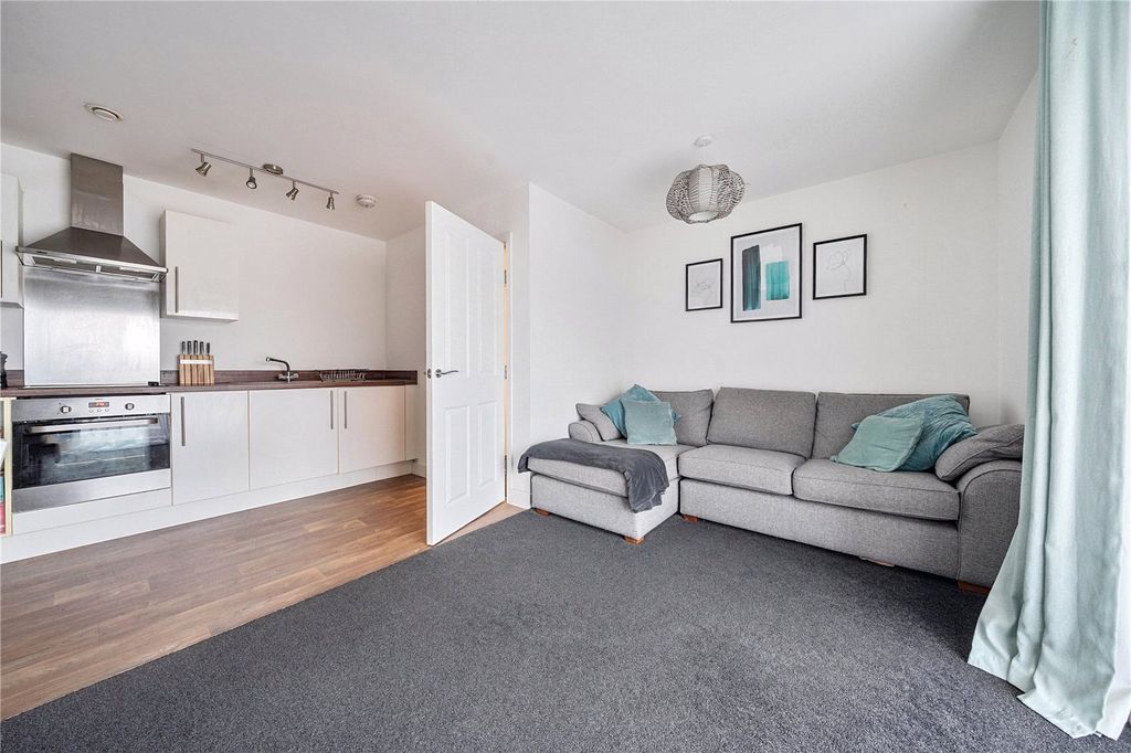 Property photo 1 of 11 Picture No. 06