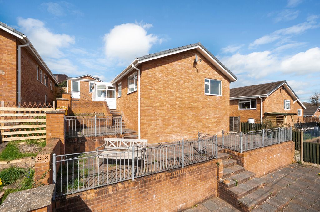 Additional image 21 of 3 bed bungalow for saleBryn Close, Newtown, Powys SY16