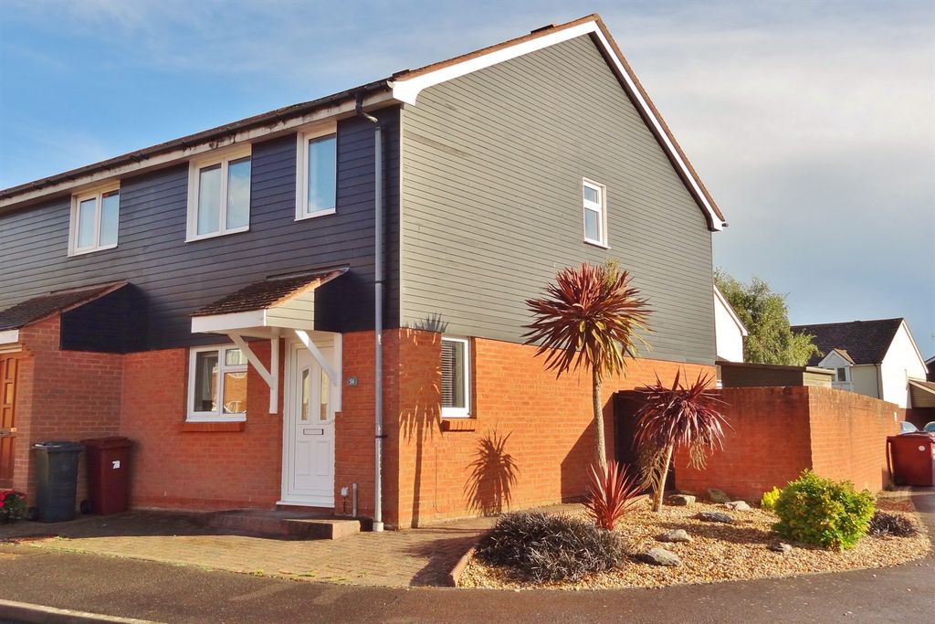 Property photo 1 of 8 (Main)