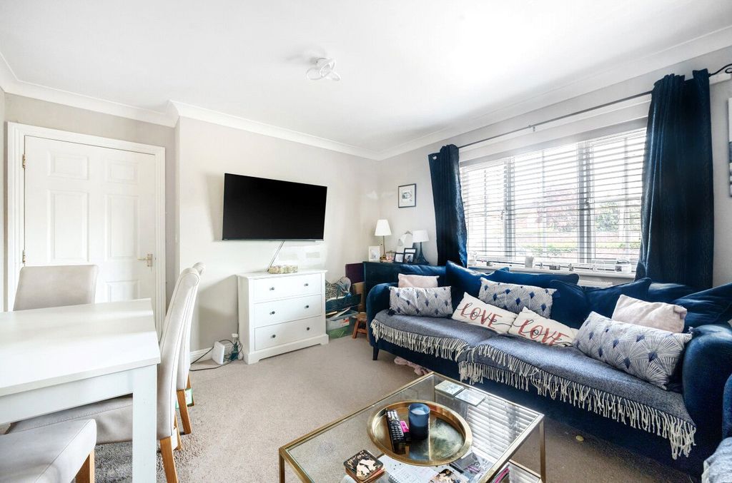 Property photo 2 of 11 1302427-4-684312B...