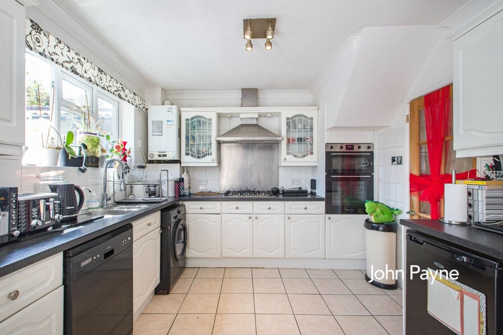 Property photo 2 of 10 Img_0119