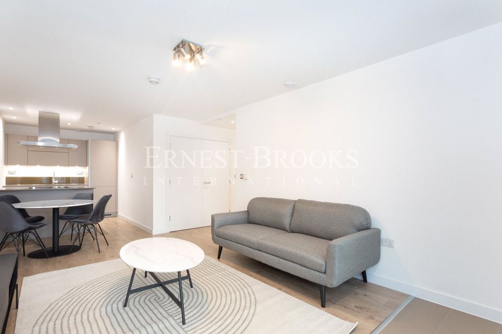 Property photo 2 of 9 Picture No. 03