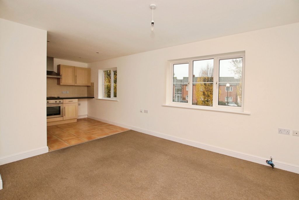 Property photo 2 of 10 4606702