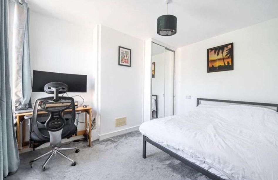 Property photo 3 of 8