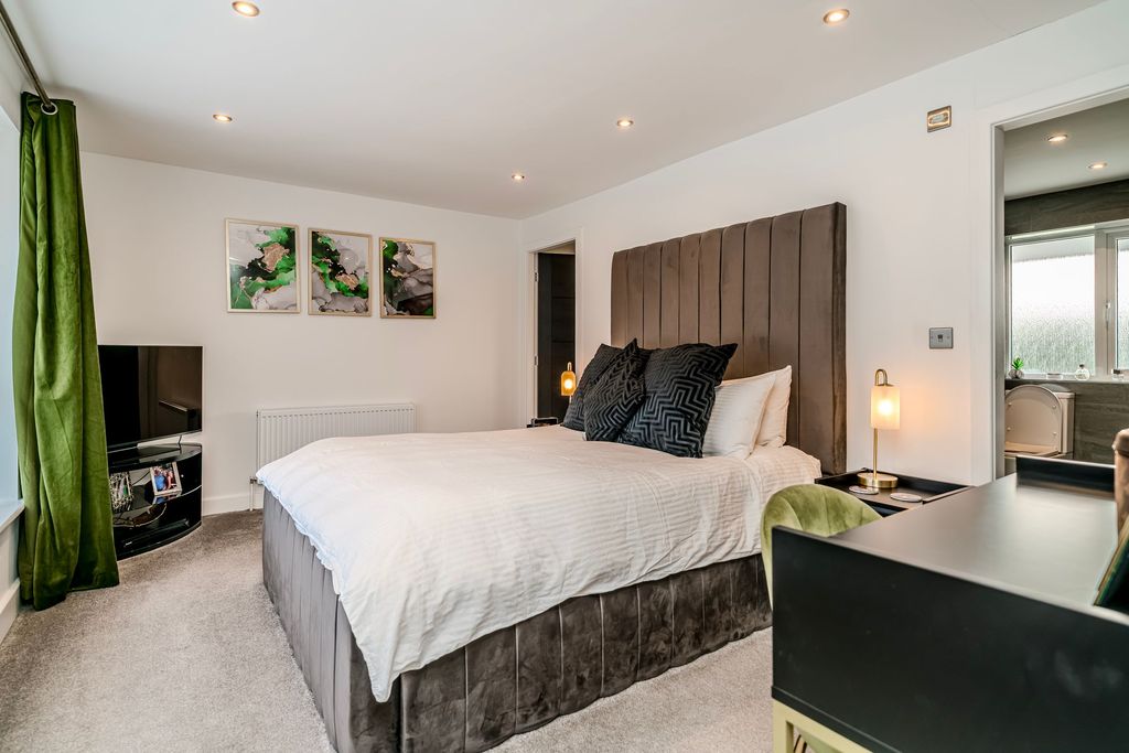 Additional image 43 of 5 bed detached house for saleDunkirk Lane, Leyland PR26
