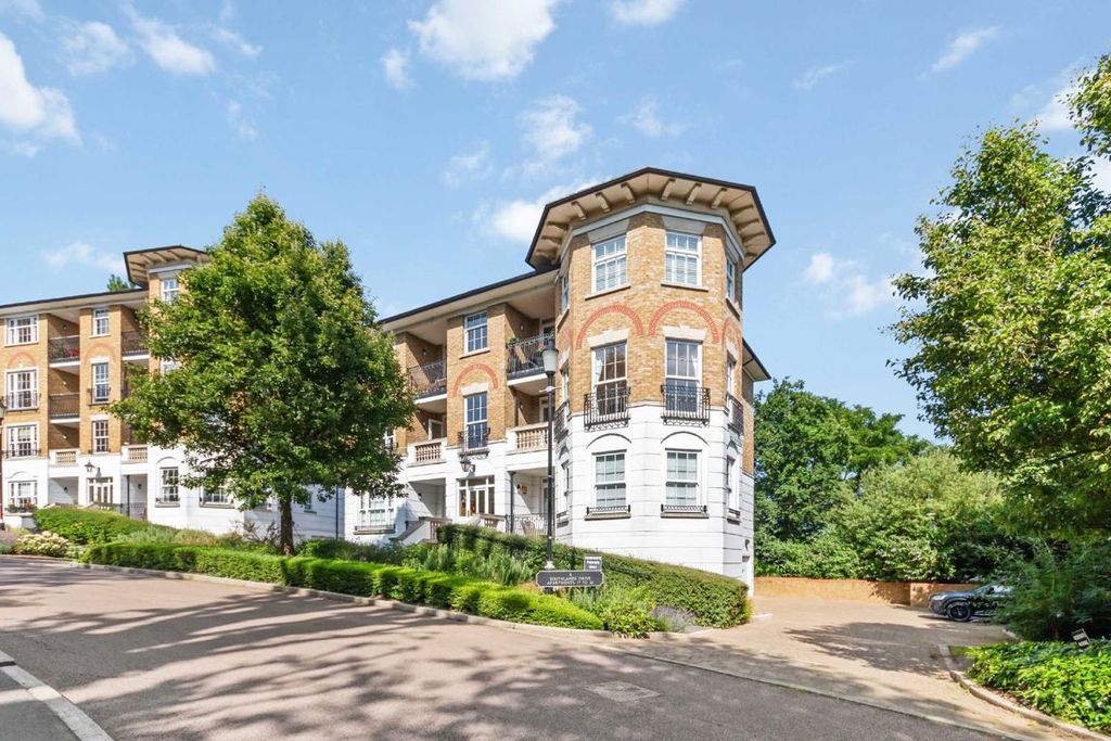 Property photo 1 of 9