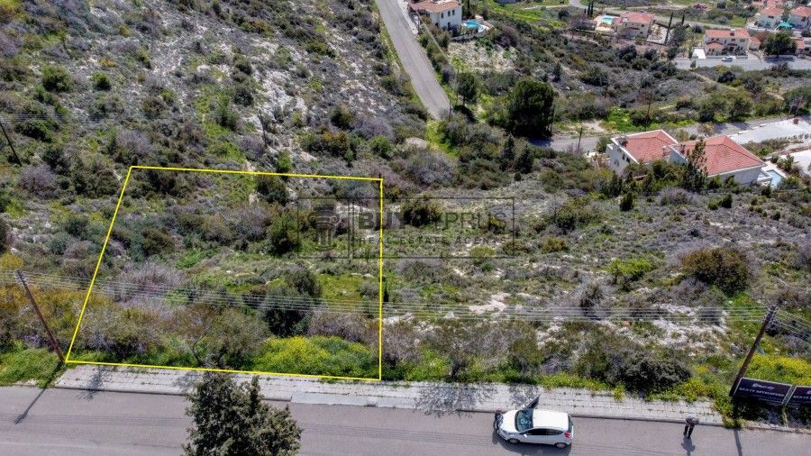 Property photo 2 of 2