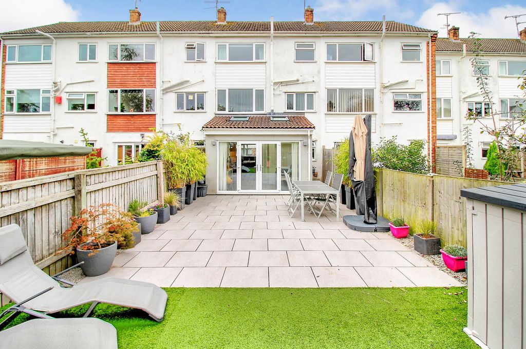 Property photo 1 of 23