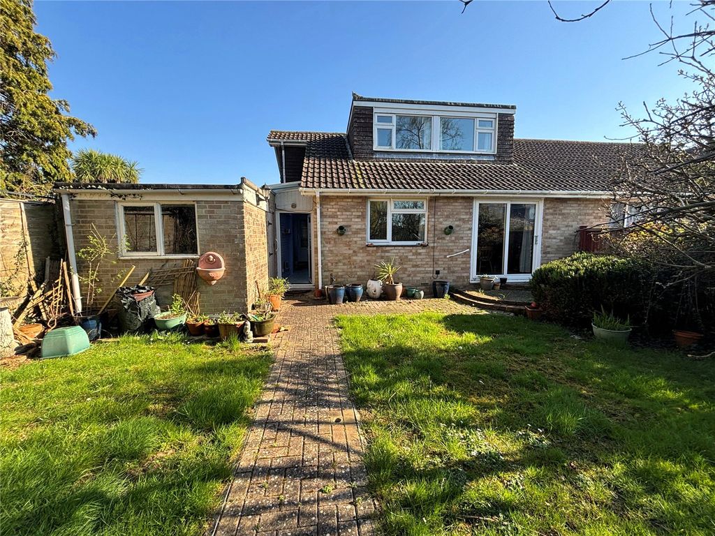 Property photo 3 of 19 Picture No. 23