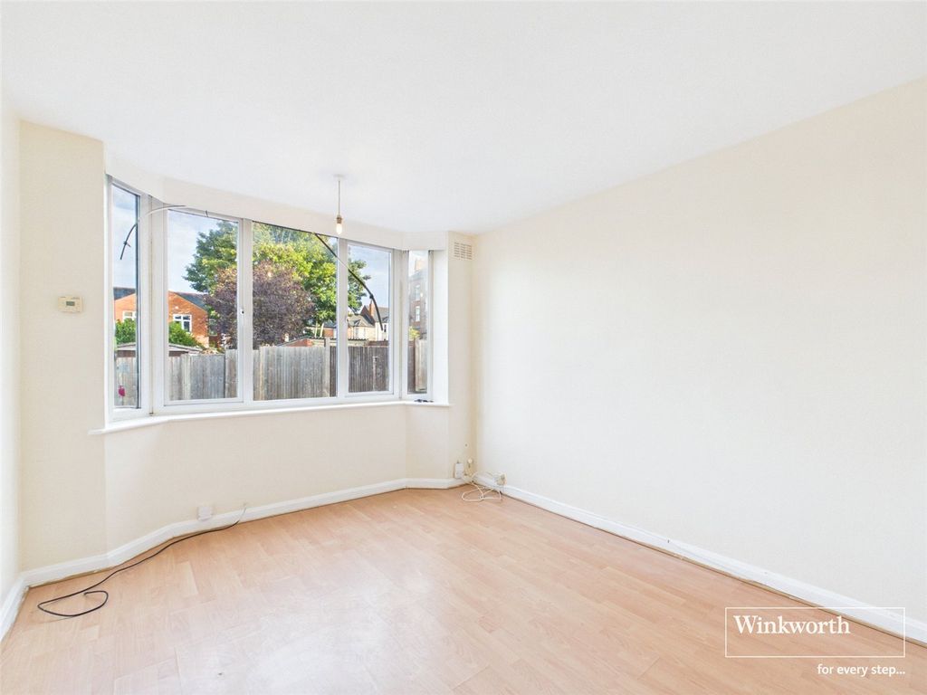 Property photo 2 of 11 Picture No. 08