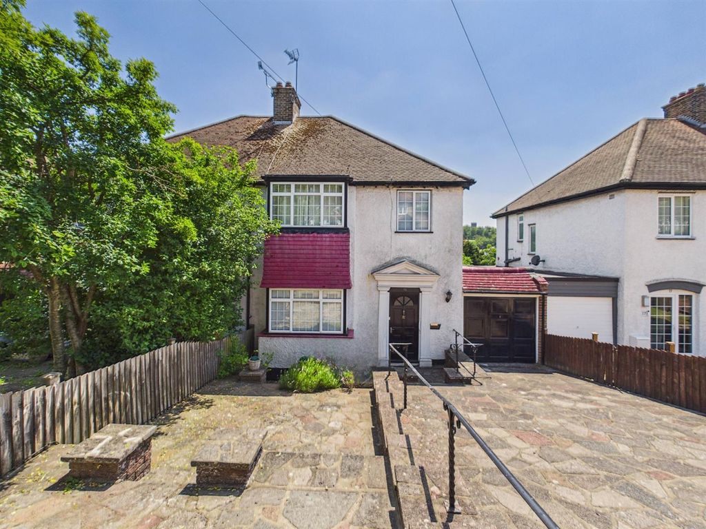 Property photo 1 of 18 Cam01563G0-Pr0271-Still021.Jpg