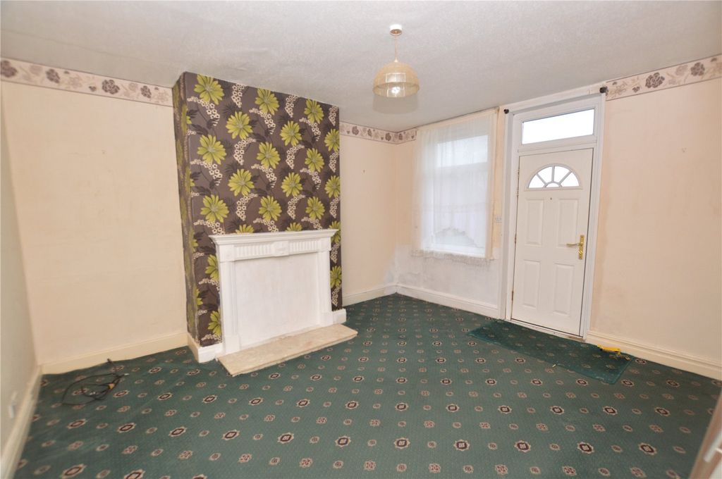 Property photo 3 of 12 Picture No. 33