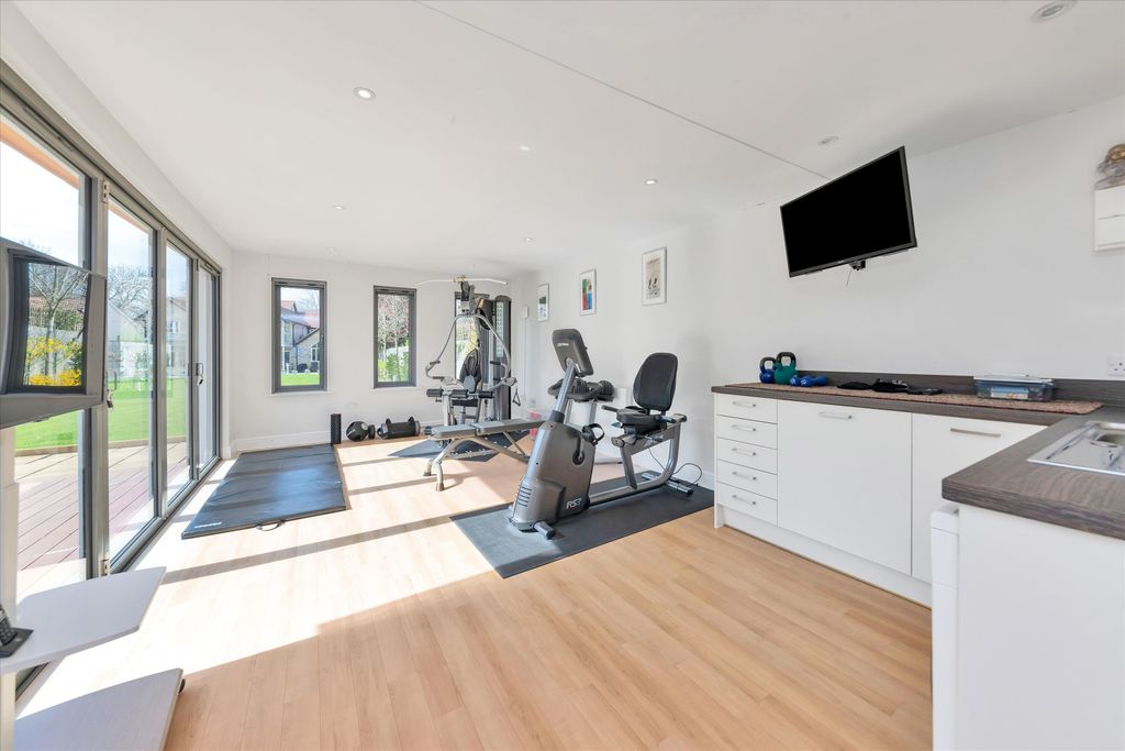 Additional image 18 of 6 bed detached house for saleKings Mill Lane, Great Shelford, Cambridge, Cambridgeshire CB22