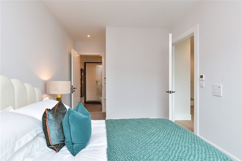 Property photo 3 of 11 Bedroom 1 And Ensuite Door