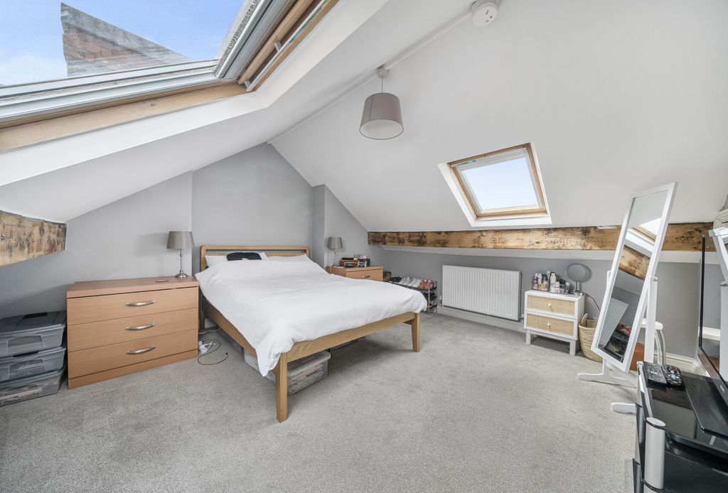 Property photo 1 of 15 1341669-15-68A6E5...