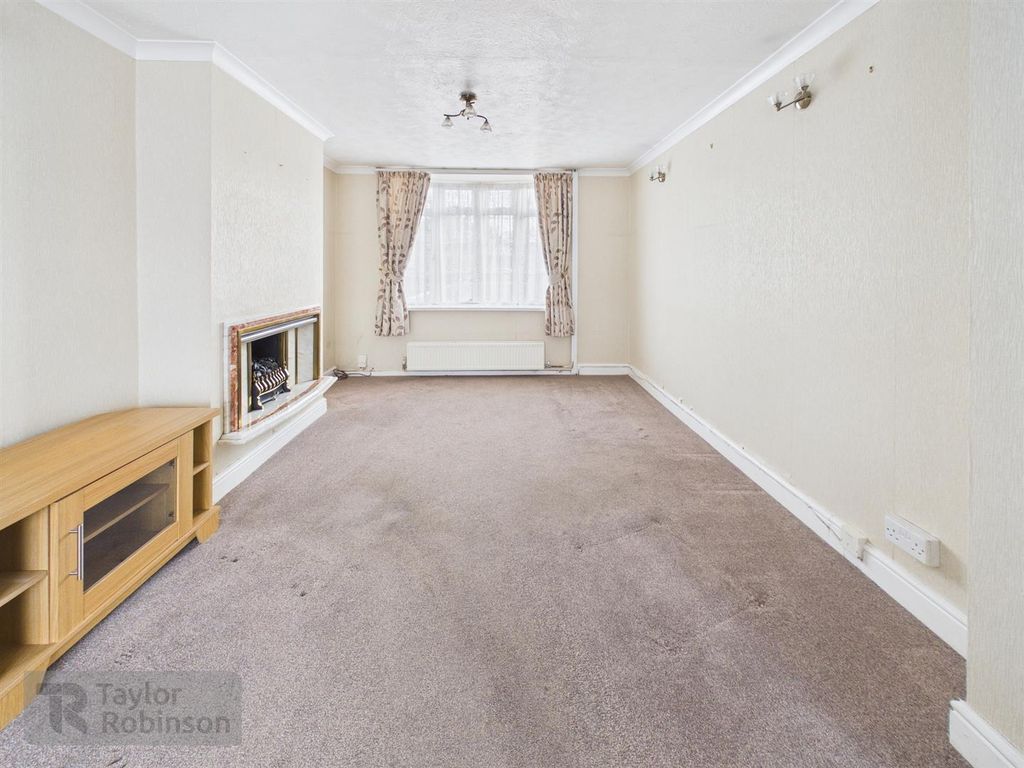 Property photo 2 of 13 Cam02600G0-Pr0691-Still008.Jpg