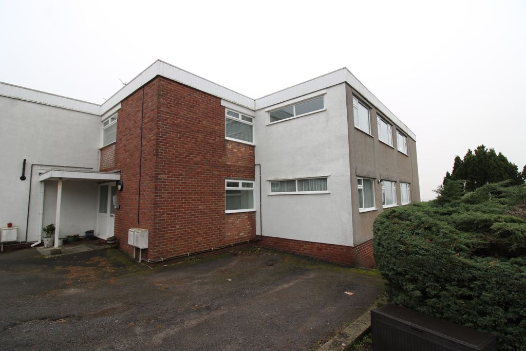 Property photo 1 of 8 External