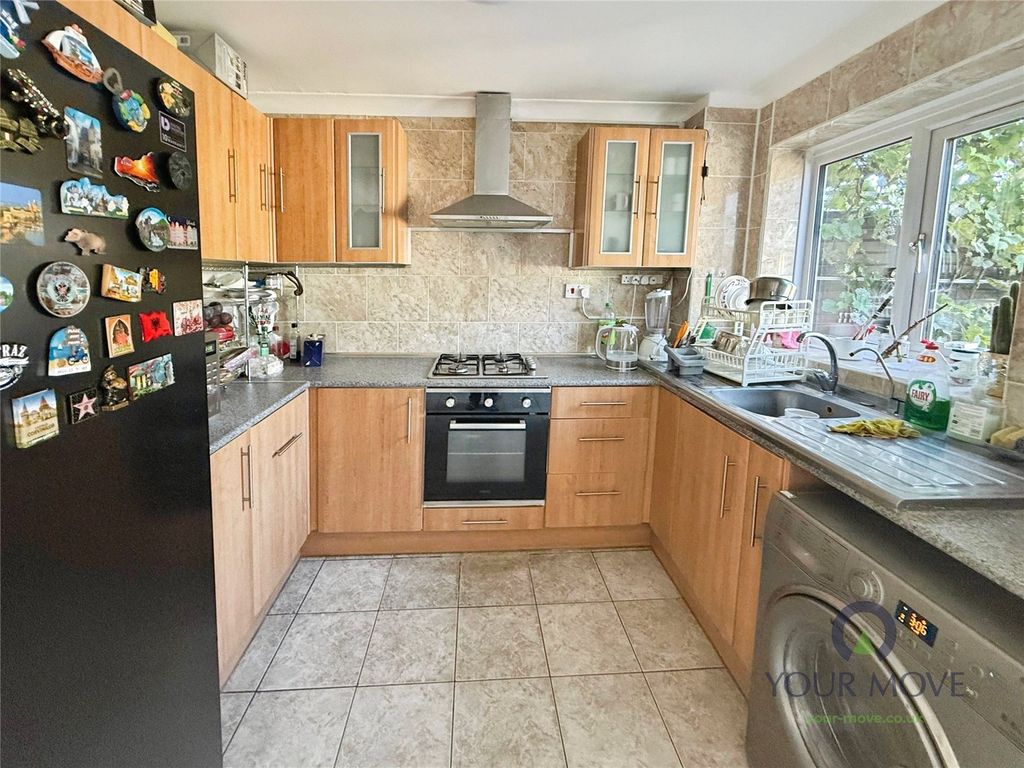 Property photo 2 of 12 Picture No. 02