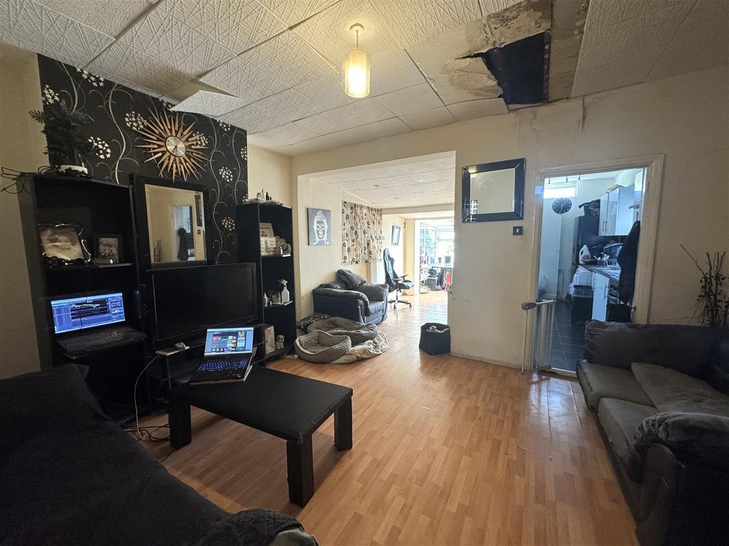 Property photo 2 of 11 Reception 2.Jpg