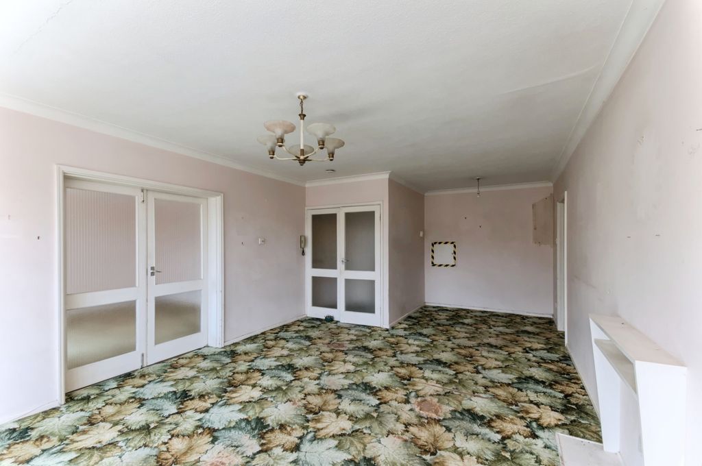 Property photo 2 of 14 Pbox-Img.Jpg