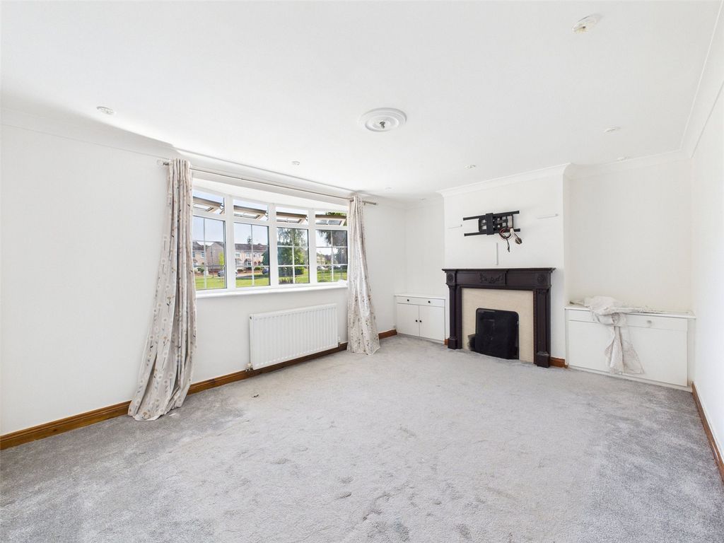 Property photo 2 of 12 Picture No. 44