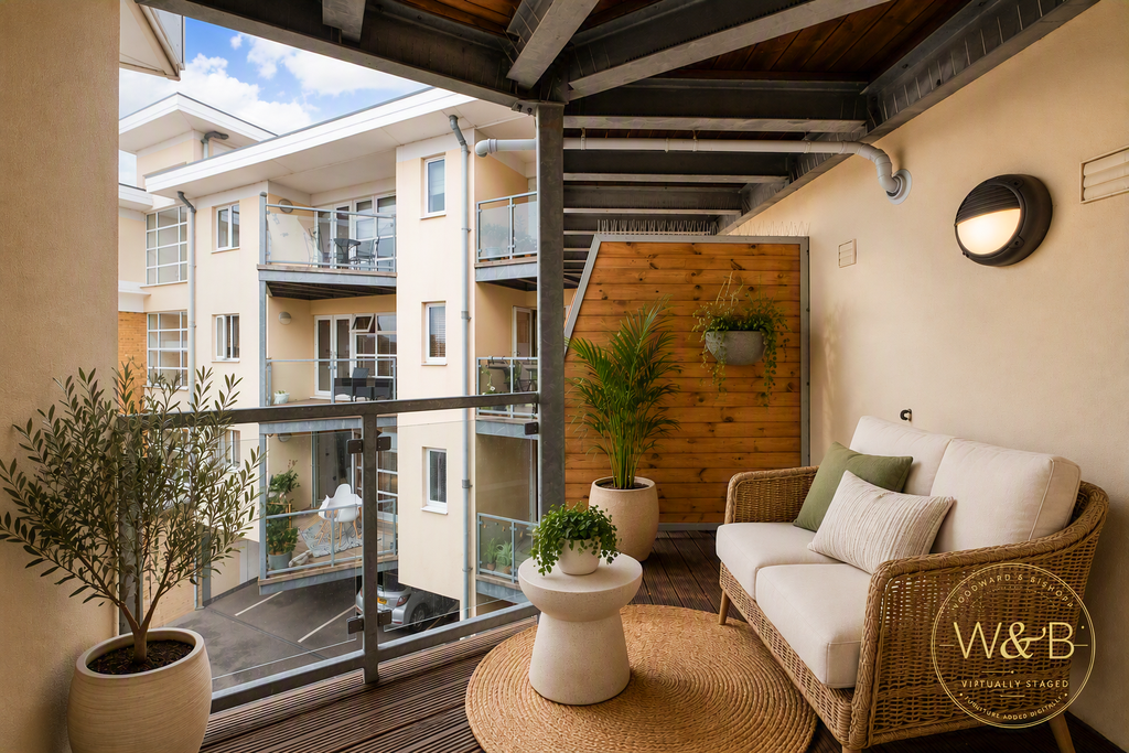 Property photo 3 of 12 Balcony