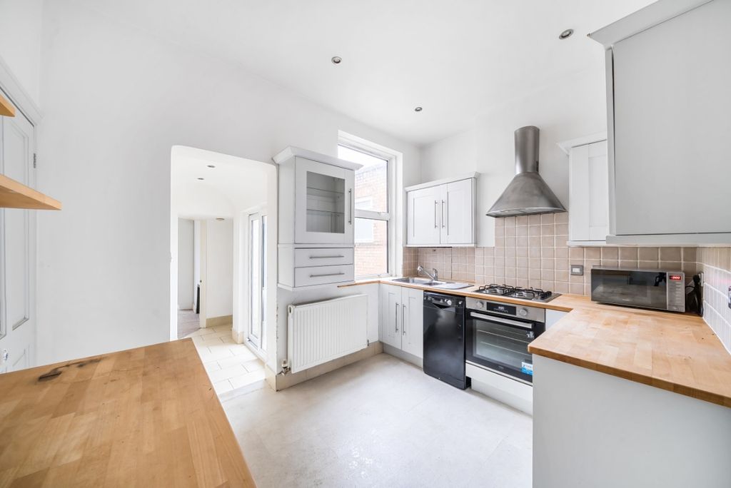 Property photo 1 of 5 1084185 (2)