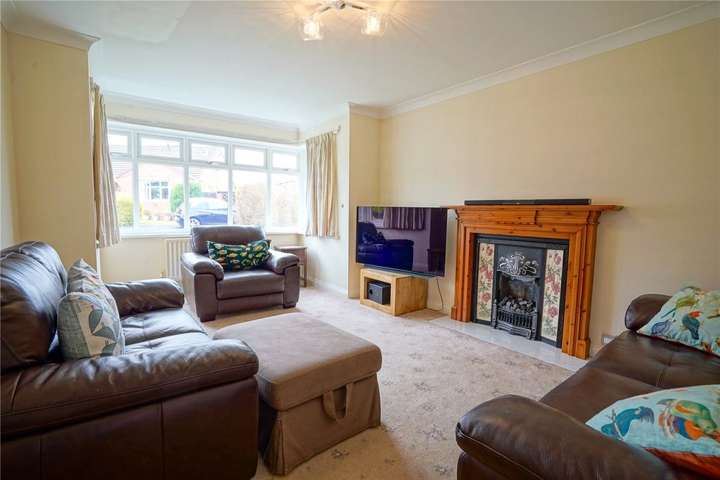 Property photo 2 of 26 Picture No. 17