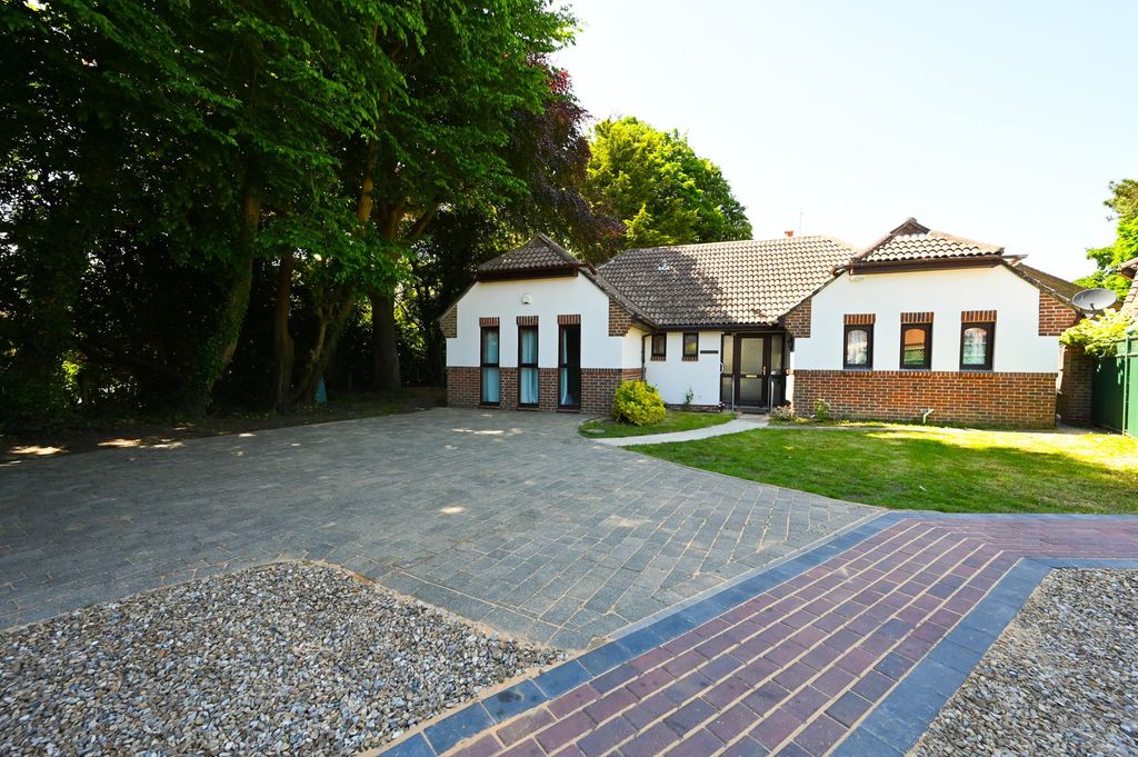 Property photo 1 of 24 Front