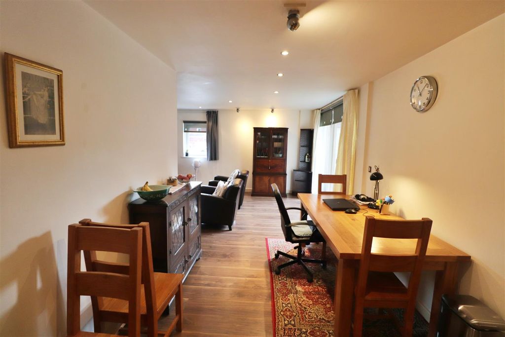 Property photo 3 of 16 Img_8482.Jpg