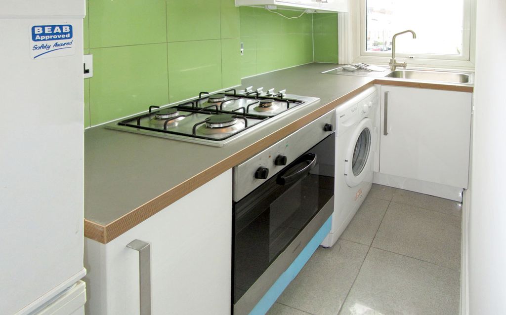 Property photo 1 of 4