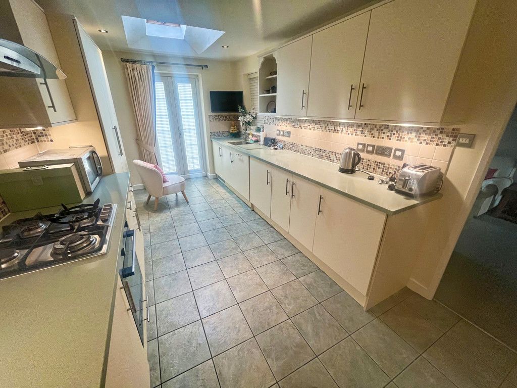 Property photo 3 of 23 Photo 7