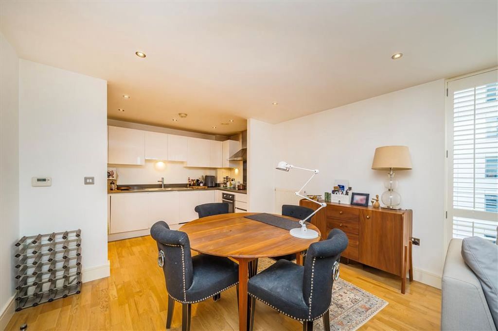 Property photo 3 of 7